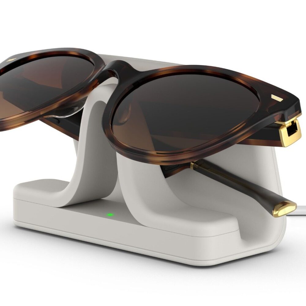 Amazon Reportedly Developing Smart Glasses with Display to Rival Meta
